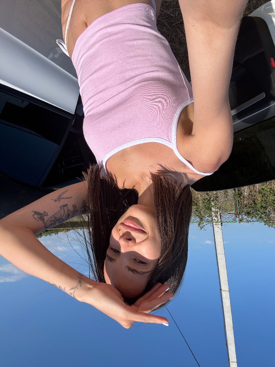 Sexy model Tina in Bangalore